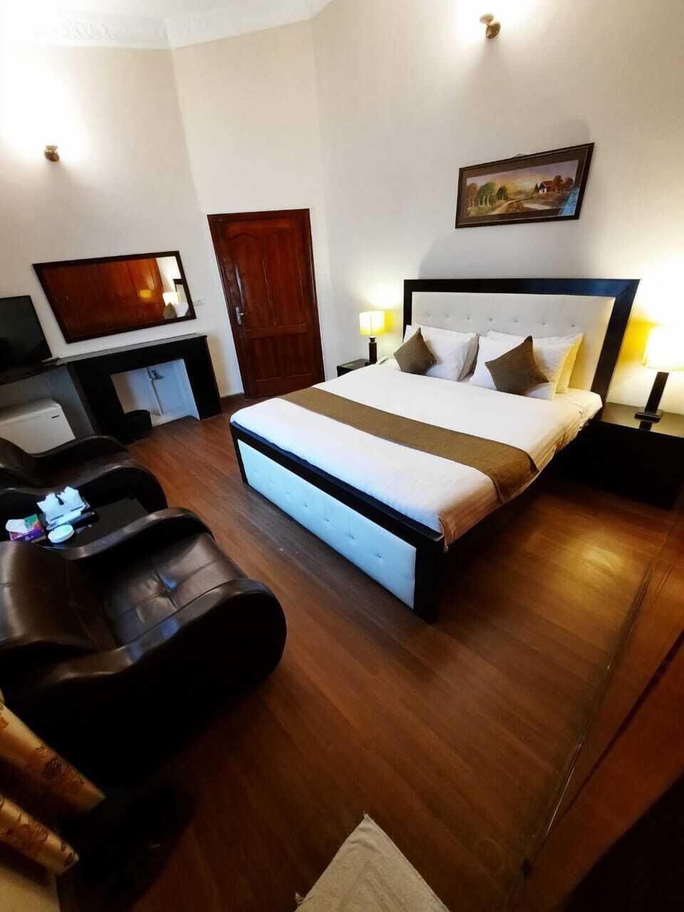 Deluxe Double Room | Free WiFi