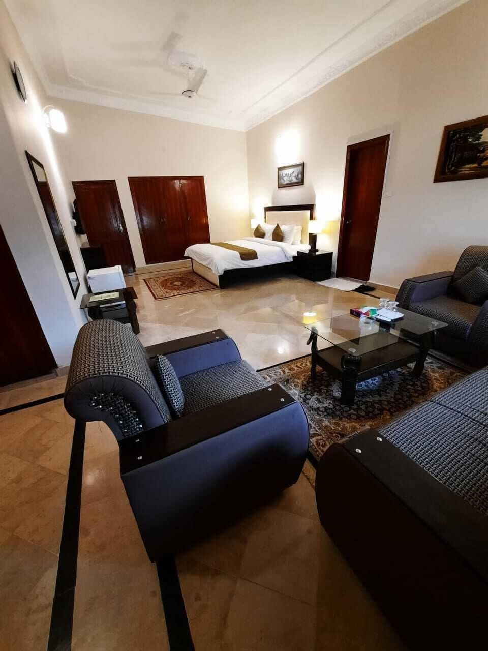 Executive Room | Free WiFi