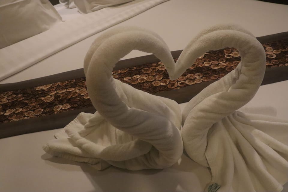 Deluxe Room | Minibar, blackout drapes, rollaway beds, free WiFi