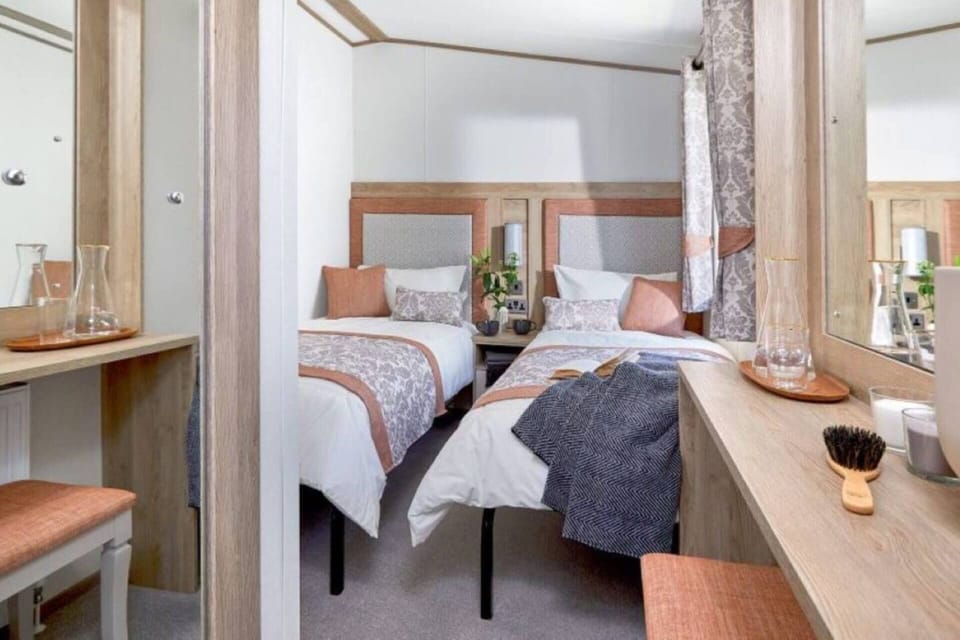 Cabin | 2 bedrooms, free WiFi, bed sheets