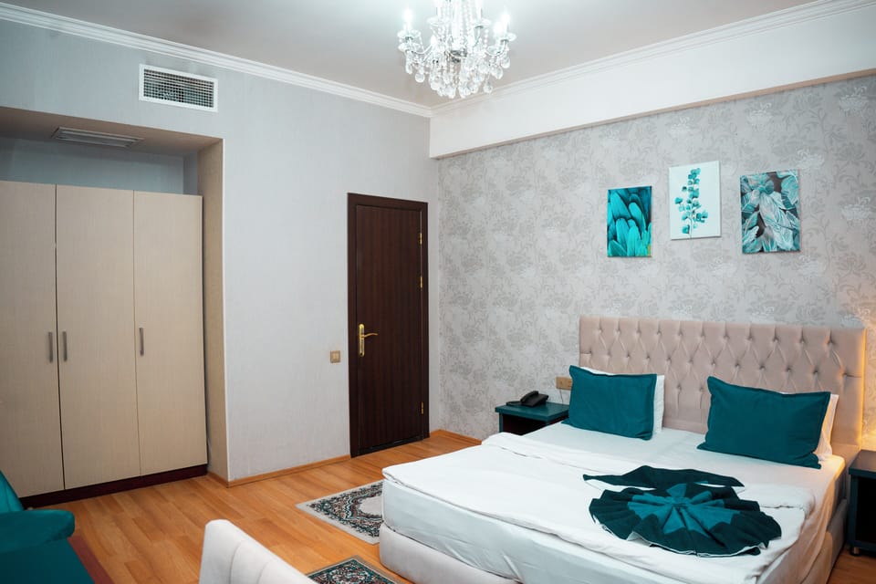 Standard Double Room | Premium bedding, minibar, in-room safe, desk