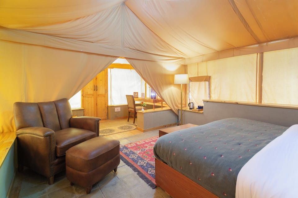Premier Room | Premium bedding, down comforters, memory foam beds, minibar