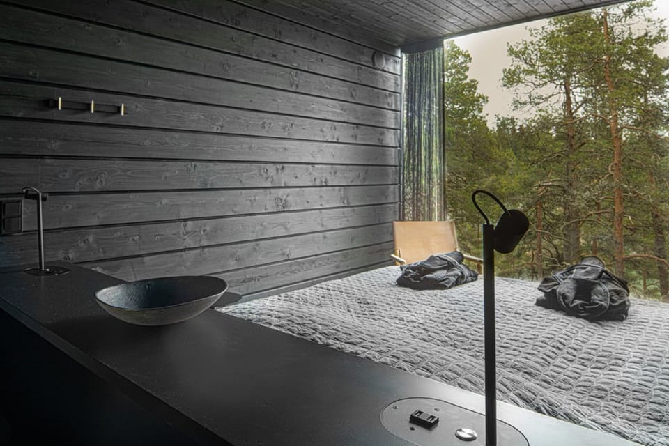 The Barösund | Premium bedding, minibar, in-room safe, desk