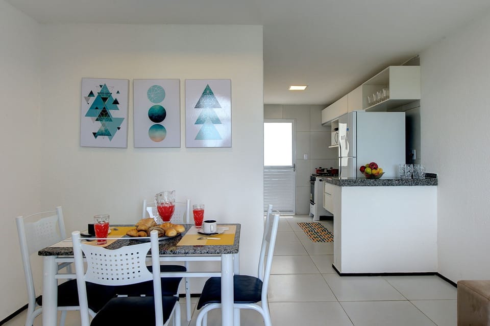 Family Duplex | Dining