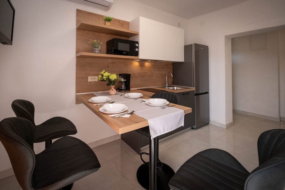 Kitchen with dining room

