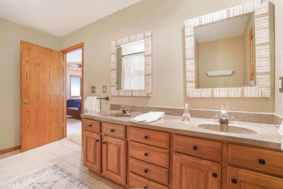 Main Floor Full Bathroom