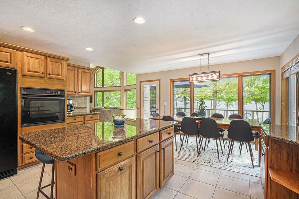 Spacious Kitchen