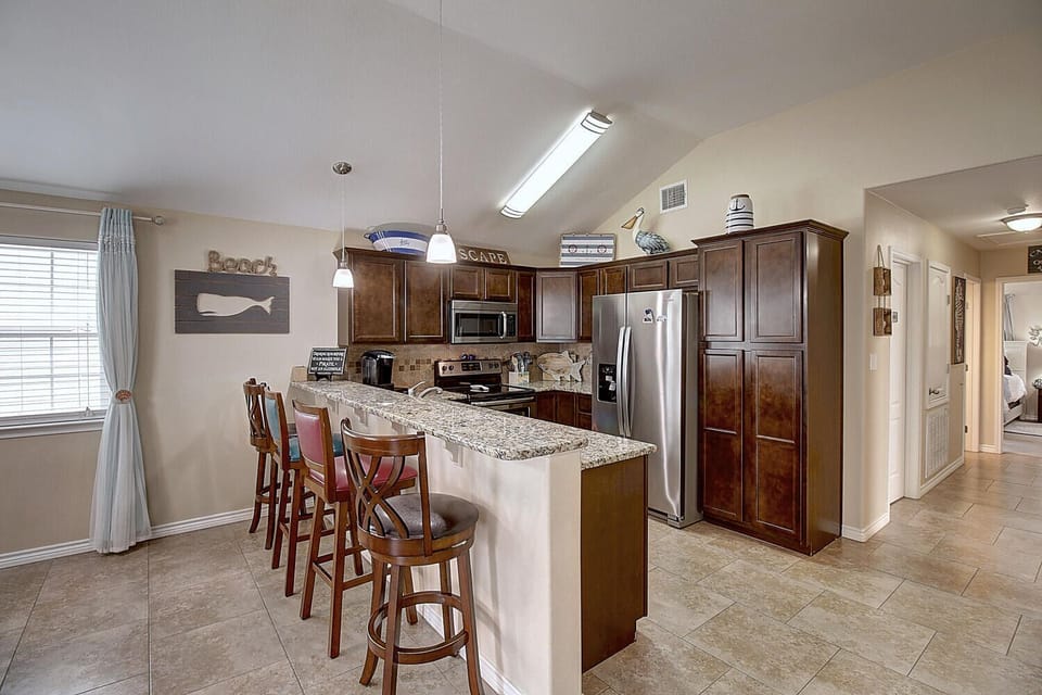 Kitchen:  Electric appliances