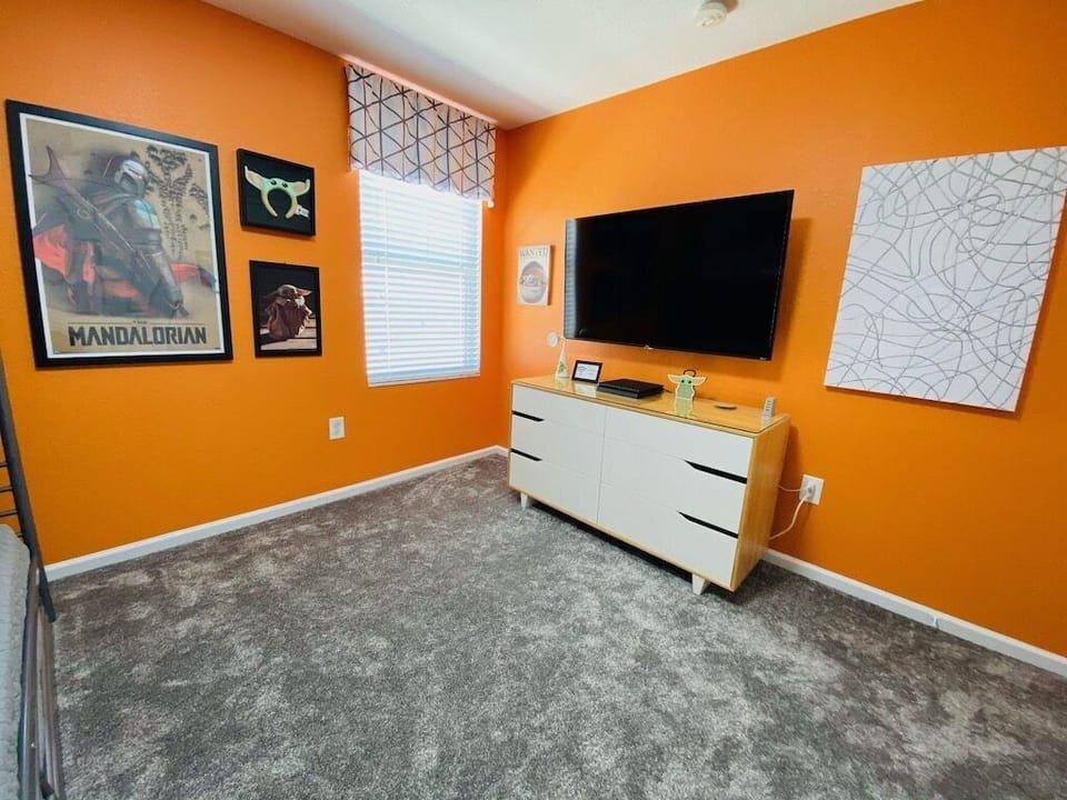 Youth Bunk Bed Room - Star Wars