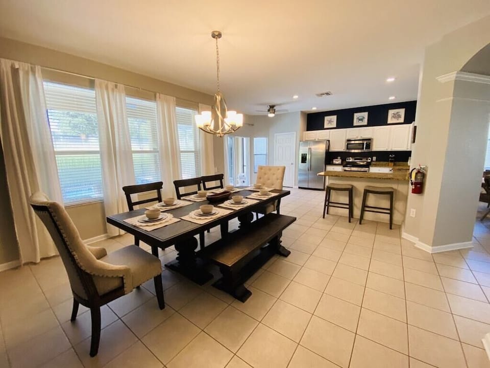Dining Room/Kitchen