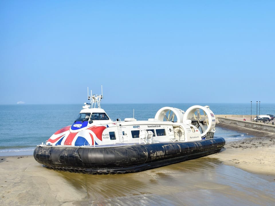 Surrounding area | Coastguard Cottage, Ryde