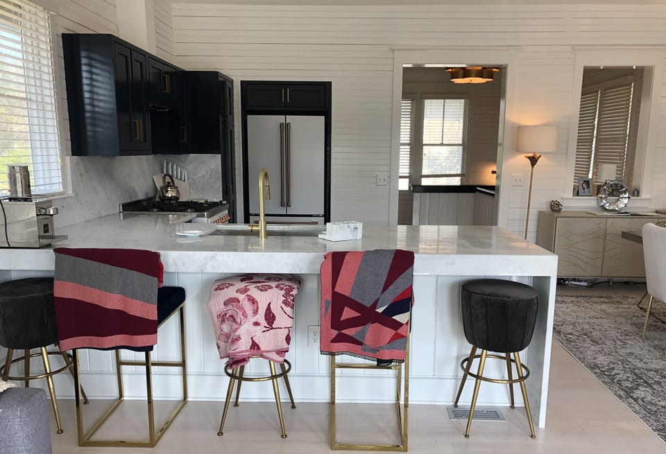 5 stools for eating at the kitchen counter with waterfall edge 