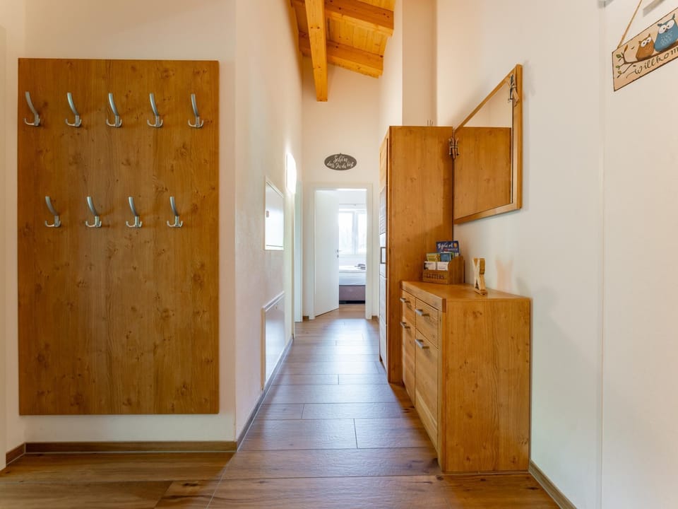 Entrance / Reception