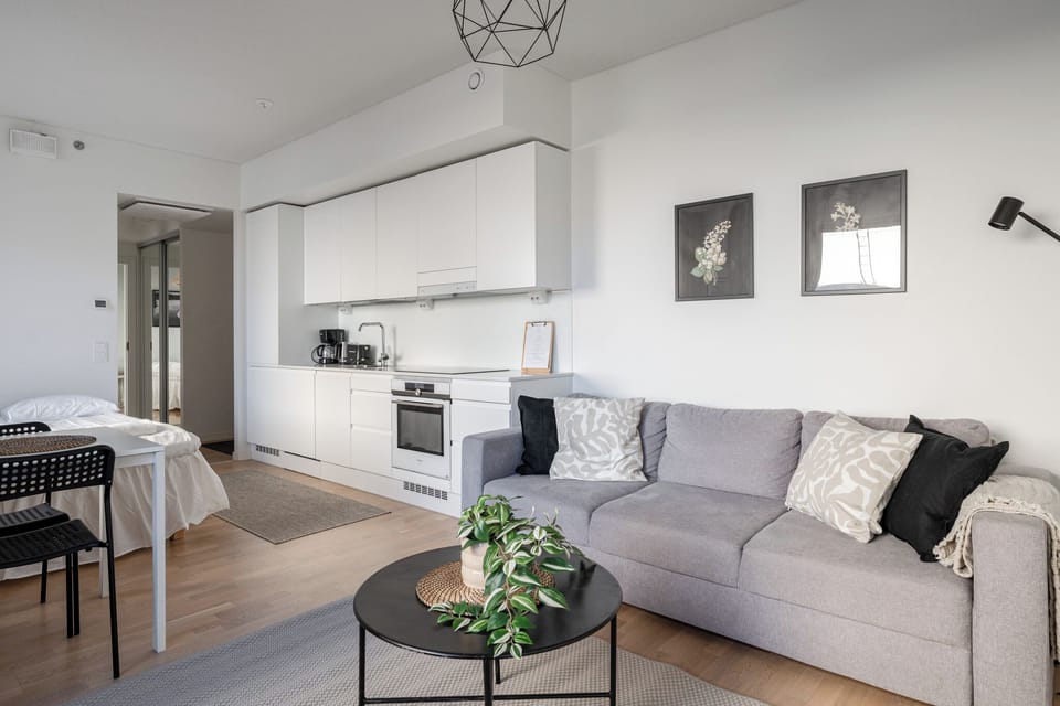 Superior Apartment | Private kitchen | Full-size fridge, microwave, oven, stovetop