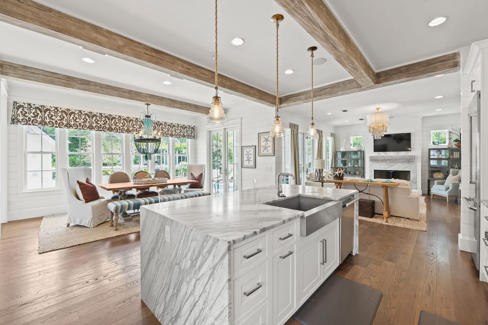 First Floor: Kitchen