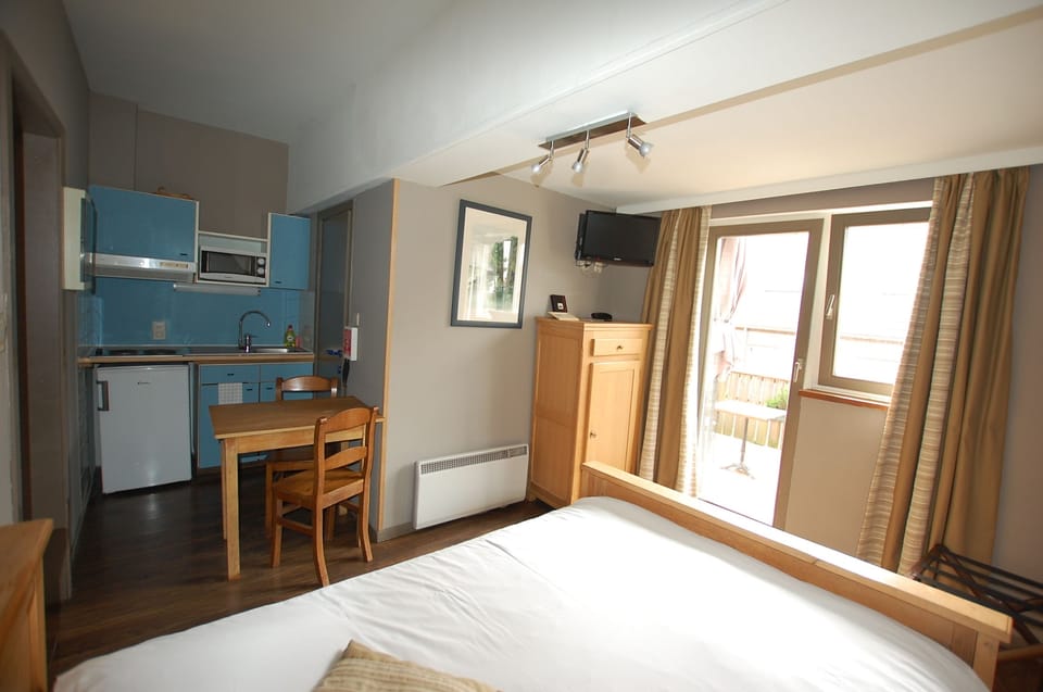 Double Room, Terrace (1st floor) | Room amenity