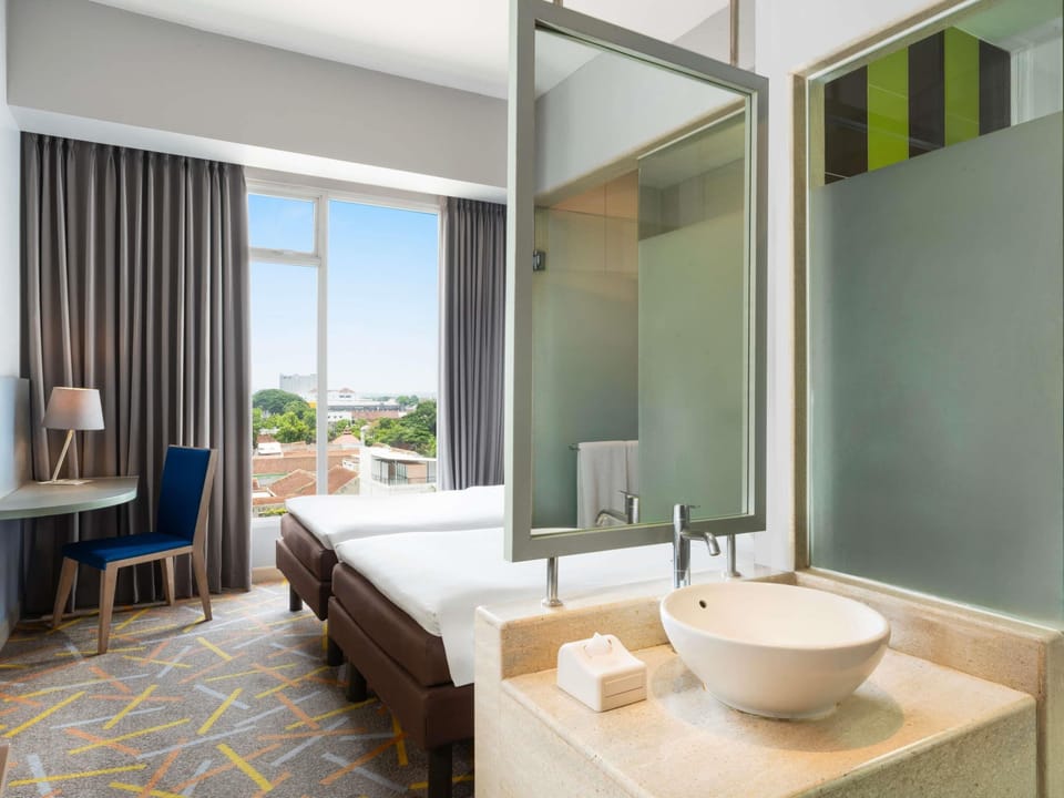 Superior Room, 2 Twin Beds | Premium bedding, minibar, in-room safe, desk