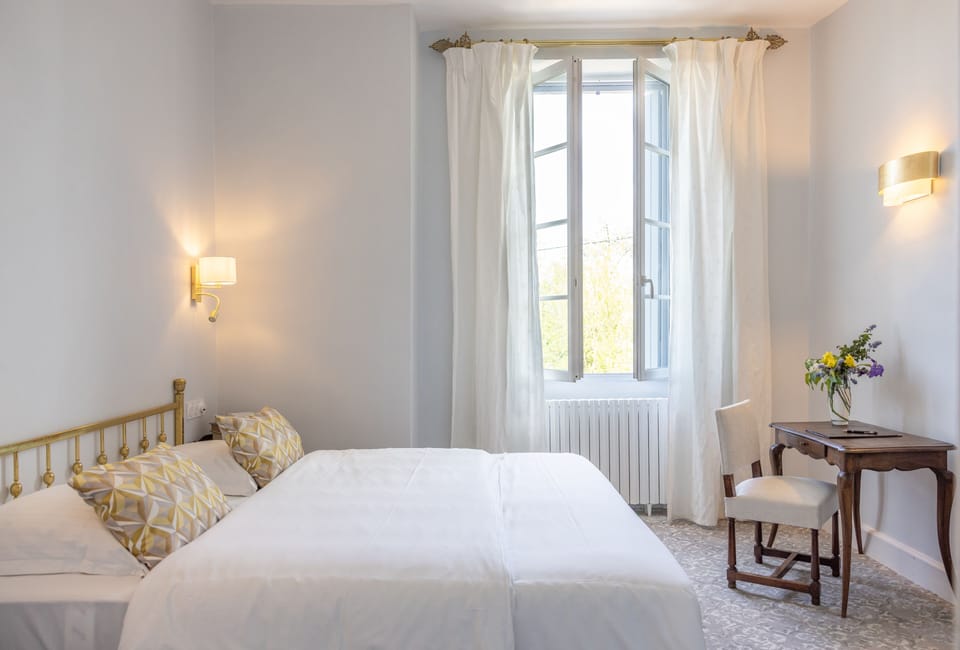 In-room safe, desk, free WiFi, bed sheets