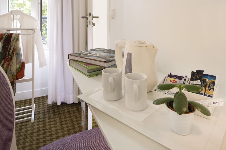 Minibar, in-room safe, desk, blackout drapes