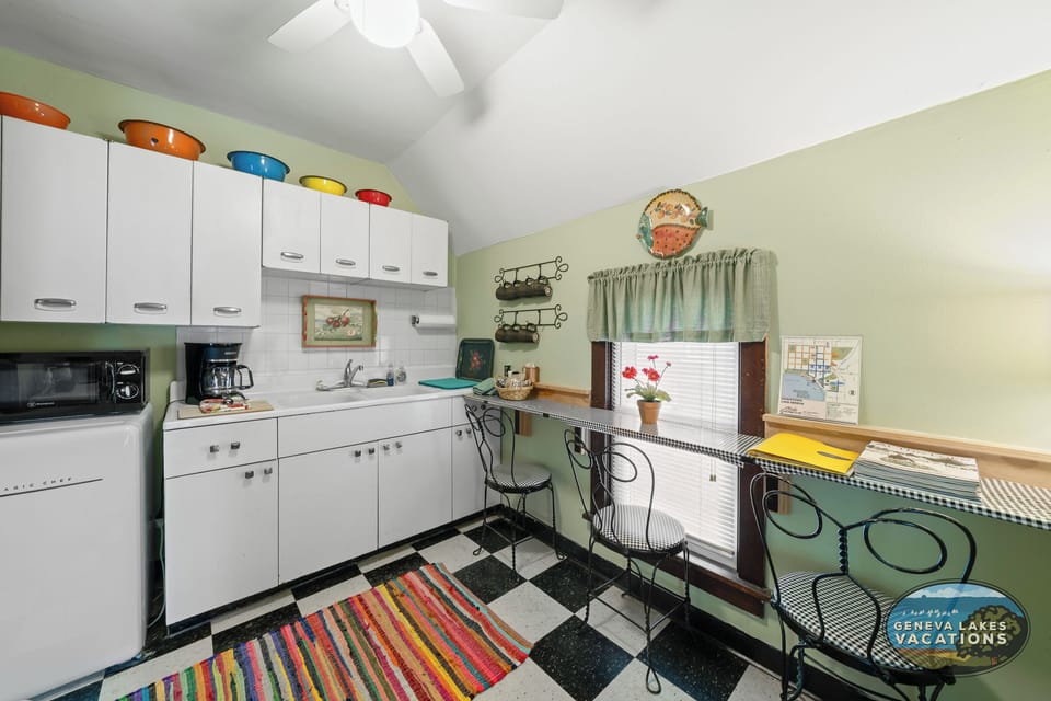 Kitchenette