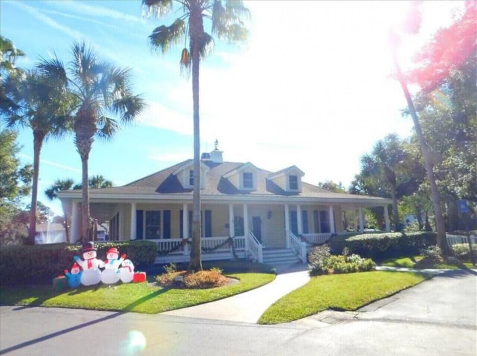 clubhouse