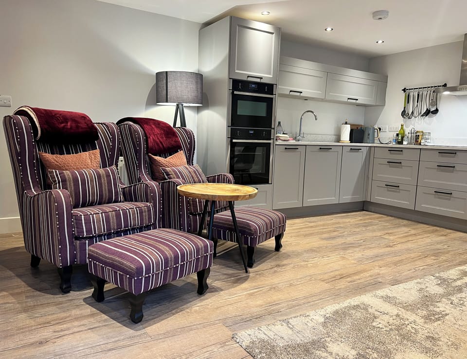 Cottage | Interior