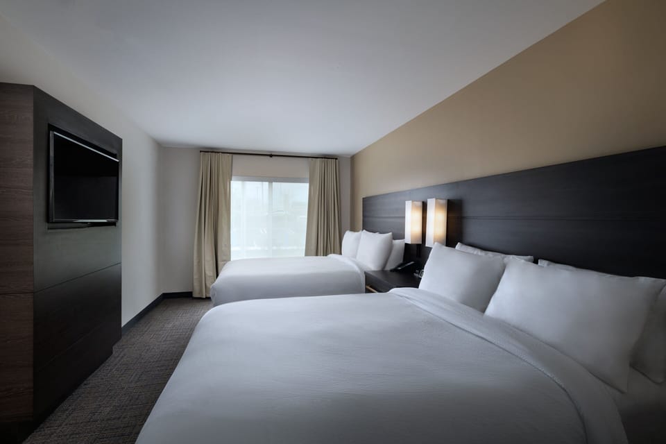Iron/ironing board, rollaway beds, bed sheets