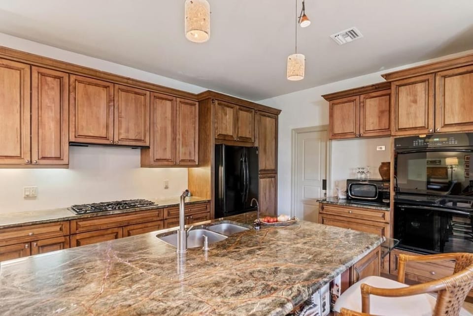 Chef’s Kitchen 