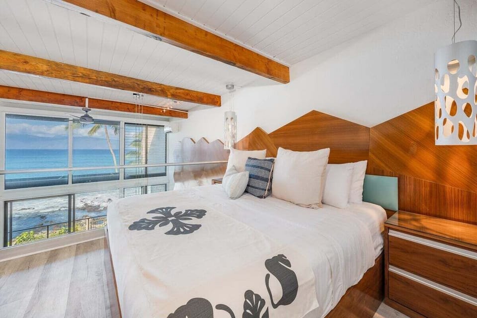 Napili Point C3 loft bedroom 5
