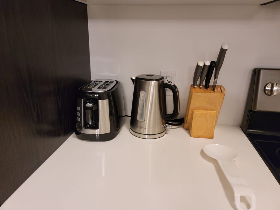 Toaster and Electric Kettle
