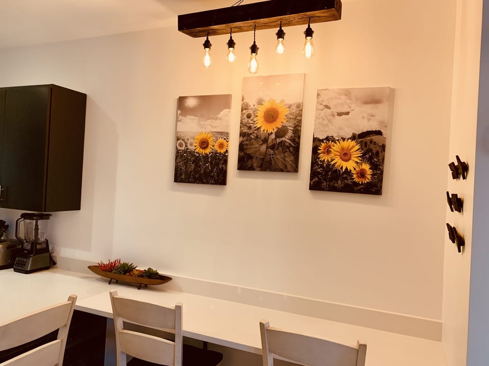 Breakfast Bar