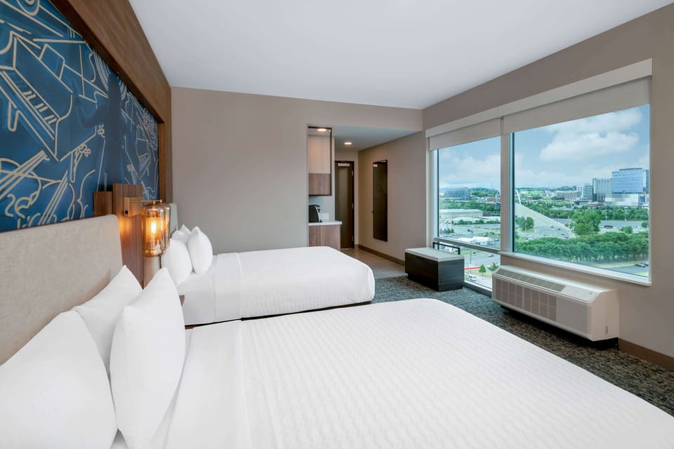 Studio Suite, 2 Queen Beds, Non Smoking (Stadium View) | Premium bedding, in-room safe, individually furnished, desk