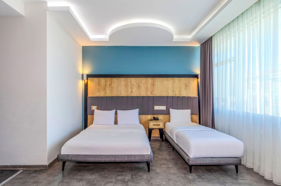 Premium bedding, minibar, in-room safe, desk