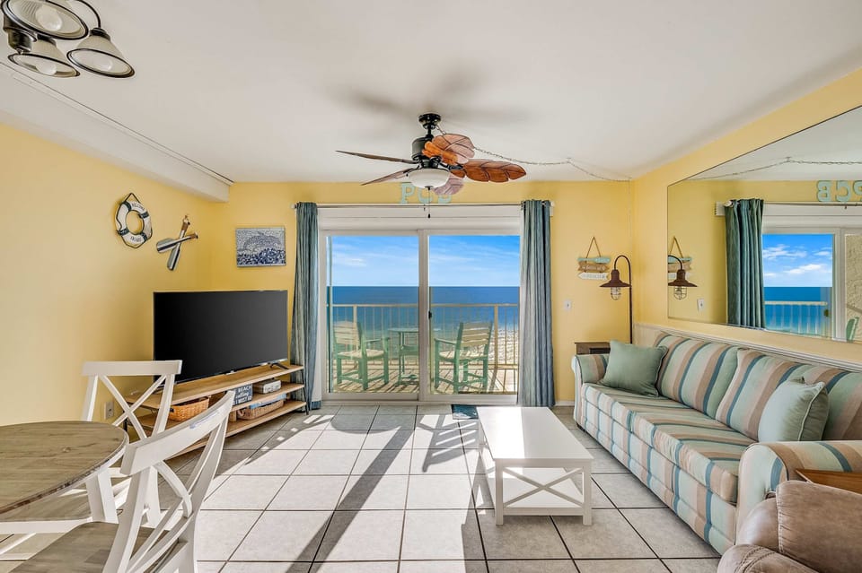 Beachfront Condo, 9th Floor,  Spectacular Views, Sleeps 5