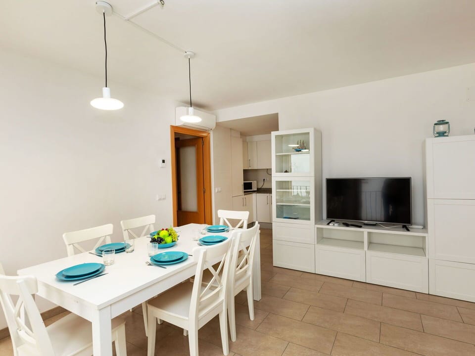 Table, Property, Furniture, Chair, Wood, Interior Design, Cabinetry, Floor, Flooring