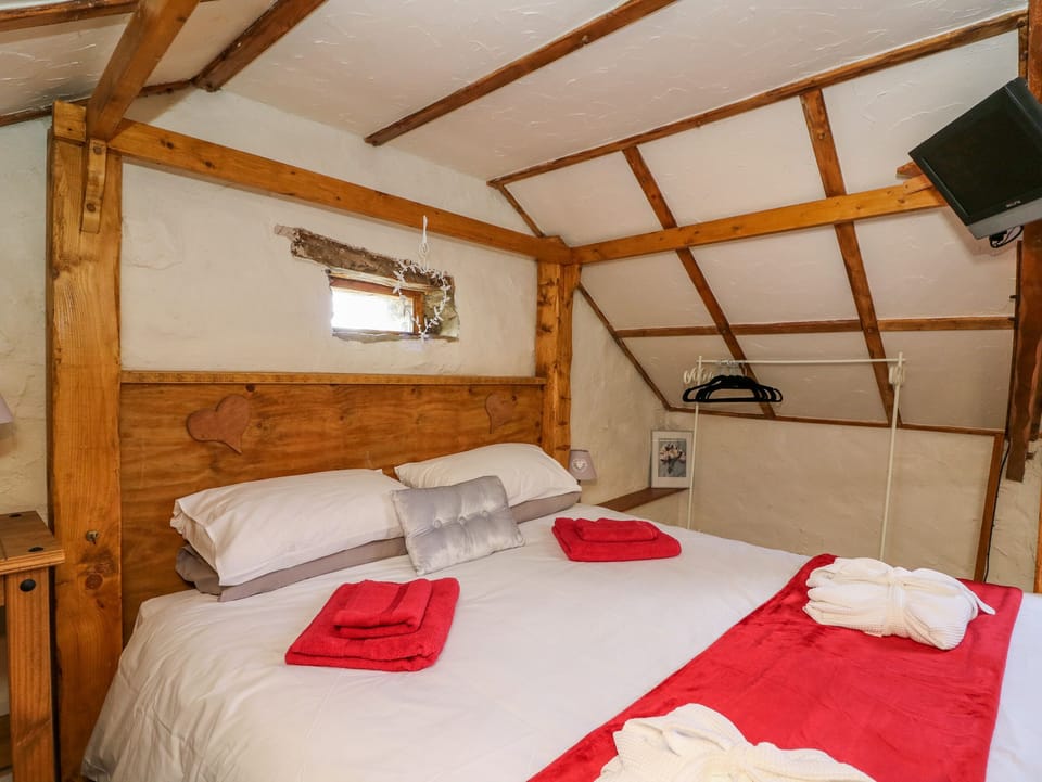 Cottage | 1 bedroom, individually decorated, individually furnished, free WiFi