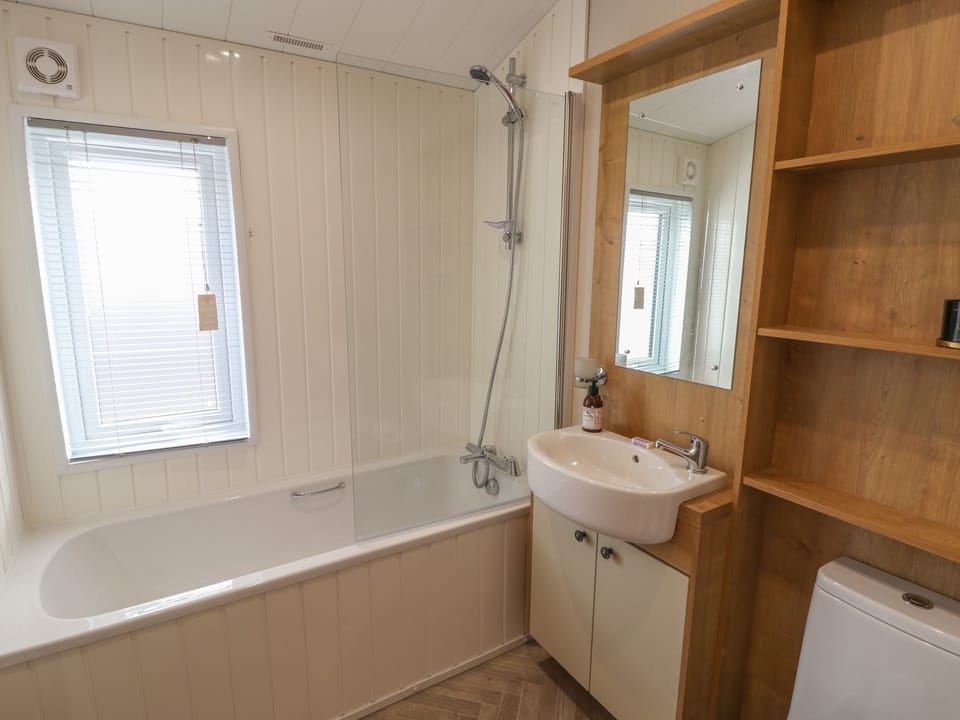 Sea Holly Lodge Cottage in England