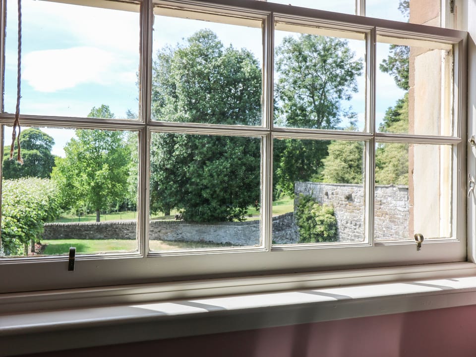 Cottage | 2 bedrooms, individually decorated, individually furnished, free WiFi