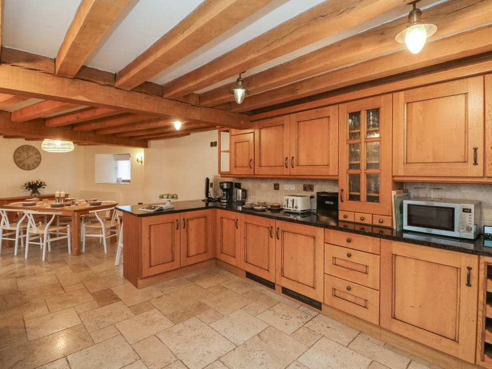 Cottage | Interior