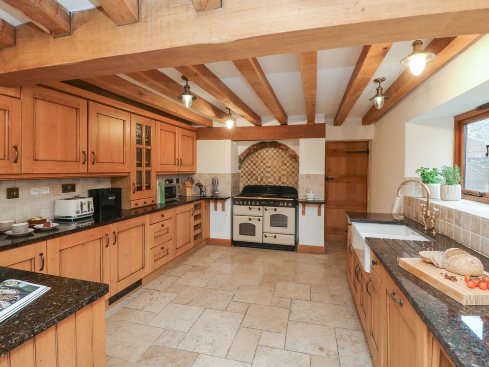 Cottage | Interior