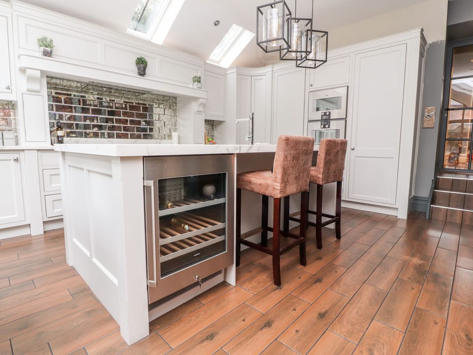 Cottage | Interior