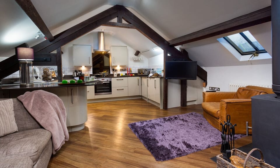 Cottage | Interior