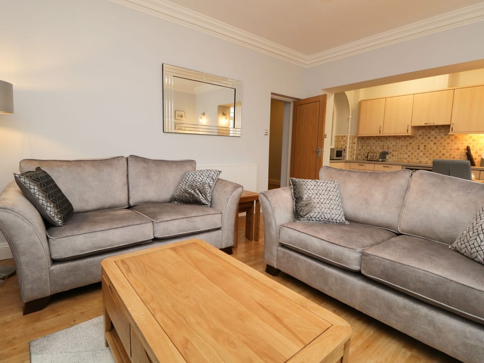 Cottage | Interior