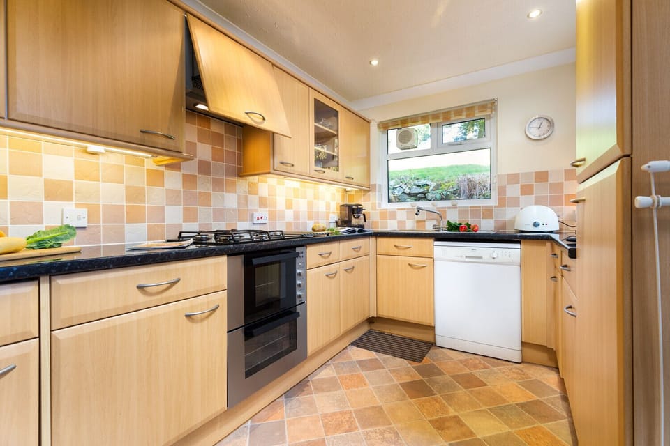 Cottage | Interior