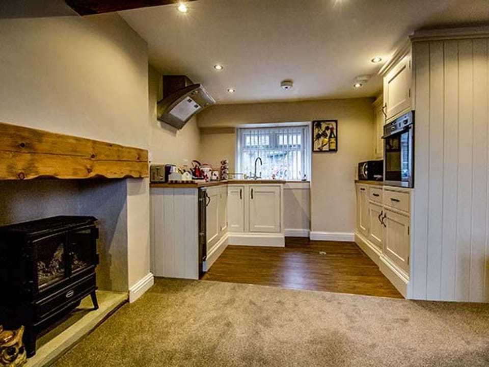 Cottage | Interior