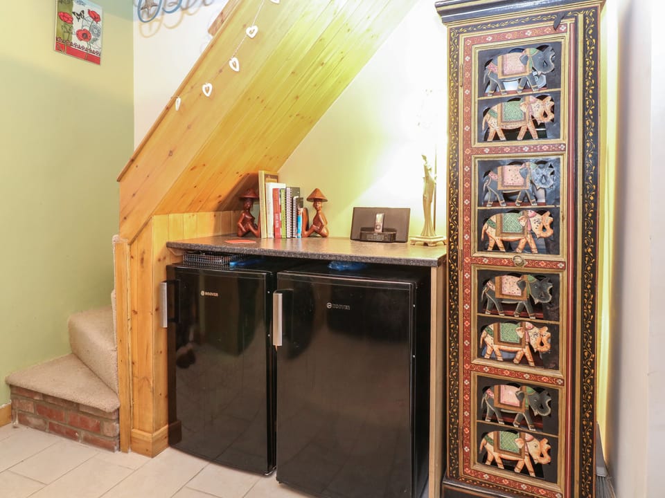 Cottage | Interior