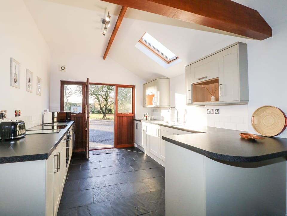 Cottage | Interior