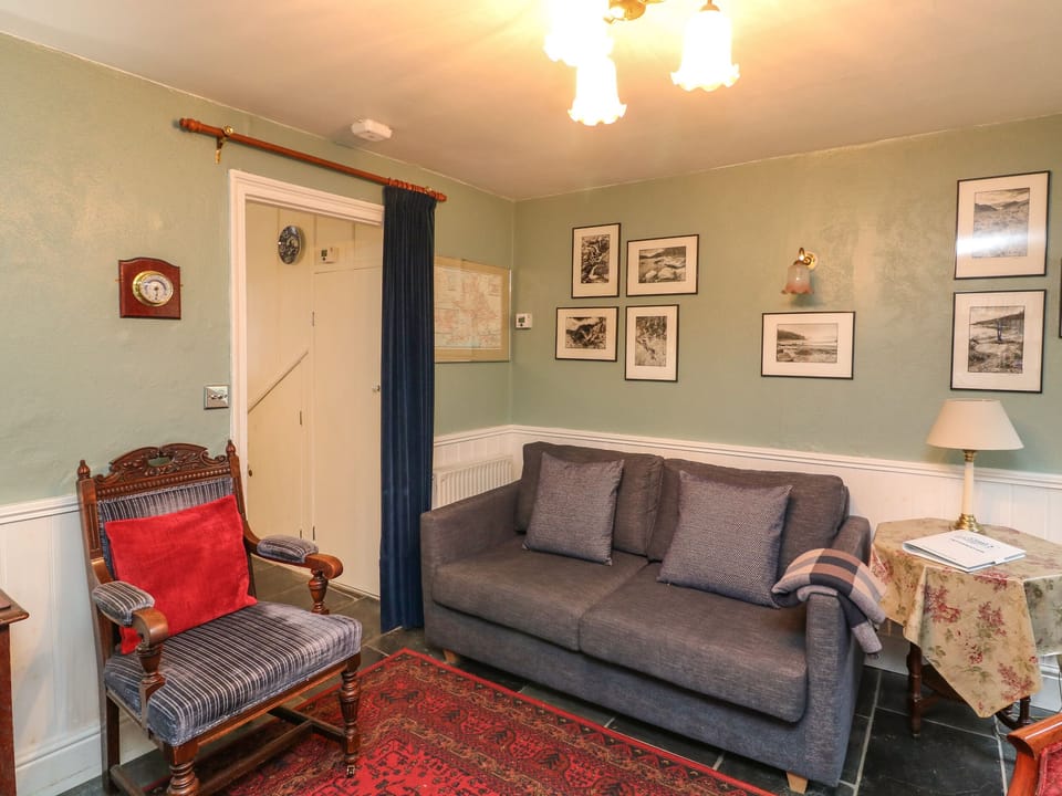 Cottage | Interior