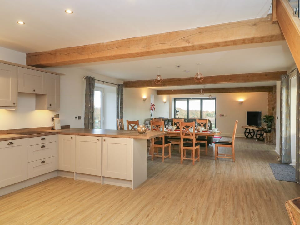 Cottage | Private kitchen | Fridge, dishwasher, electric kettle, toaster