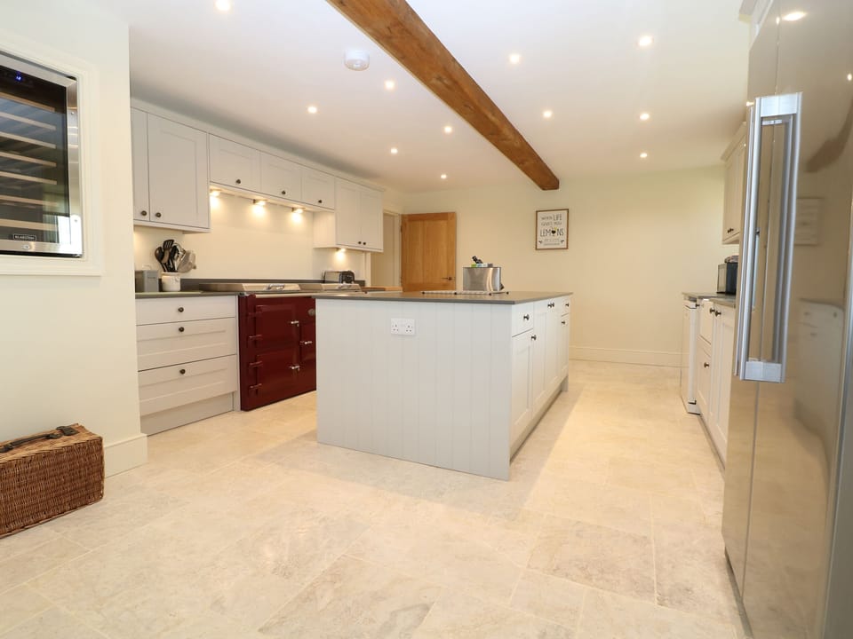 Cottage | Interior